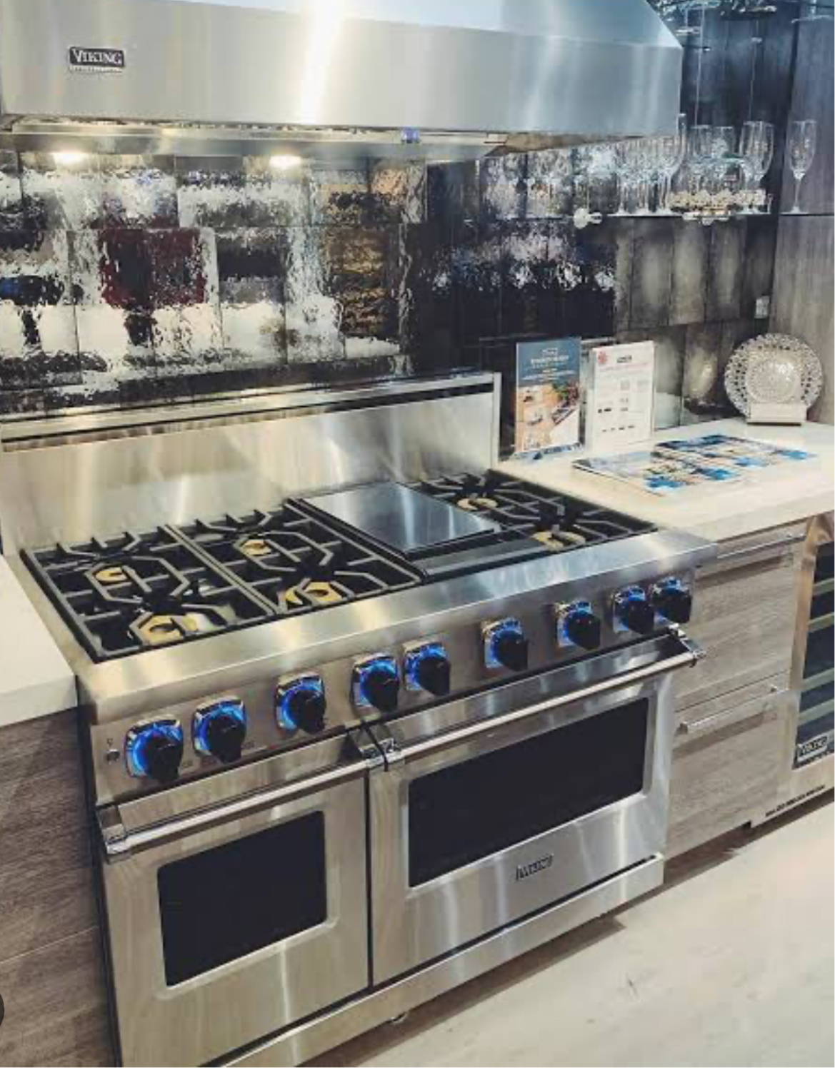 IMG_2660 ASSISTENCIA TECNICA VIKING RANGE. CONSETO - MANUTEÇÃO - INSTALAÇÃO. refrigeradores VIKING, freezer VIKING, adega VIKING, frigobar VIKING, gaveta refrigerada VIKING, churrasqueira a gás VIKING, fogão VIKING, cooktop VIKING, rangetop VIKING, forno elétrico VIKING, forno a gás VIKING, microondas VIKING, coifa VIKING, gaveta aquecida VIKING - (11) 4040-4079 WhatsApp.